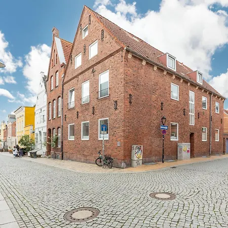 Eddies Hafenstuuv * Husum (Schleswig-Holstein)